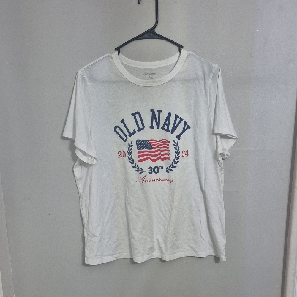 Old Navy White Anniversary Graphic Tee